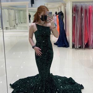 Stunning Emerald Green Sequence Portia & Scarlett Prom dress
